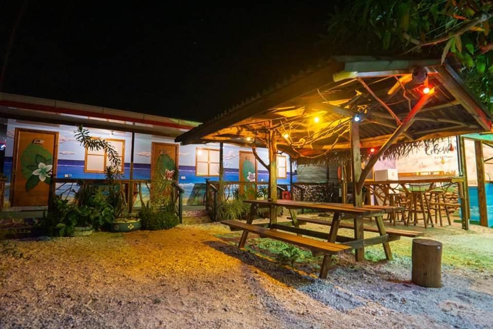 Moorea Vaiare Lodge Buitenkant foto